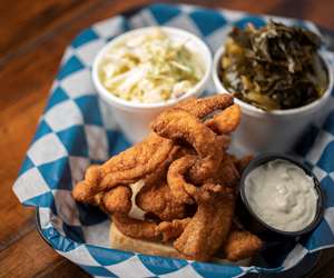 Palmers hot chicken fingers and sides